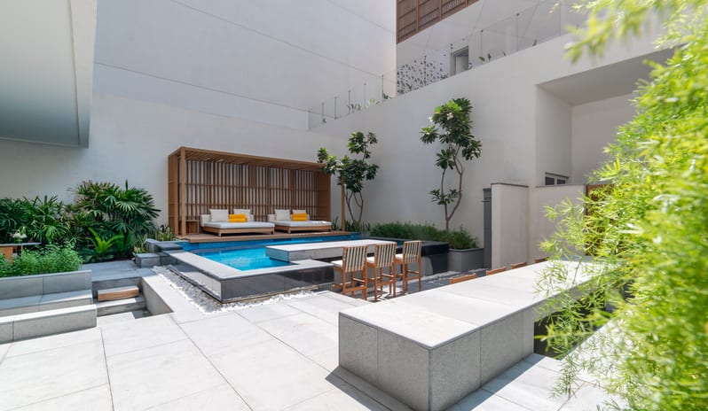 FIVE Palm Jumeirah Dubai-Four Bedroom Duplex Penthouse Suite pool overview_18703
